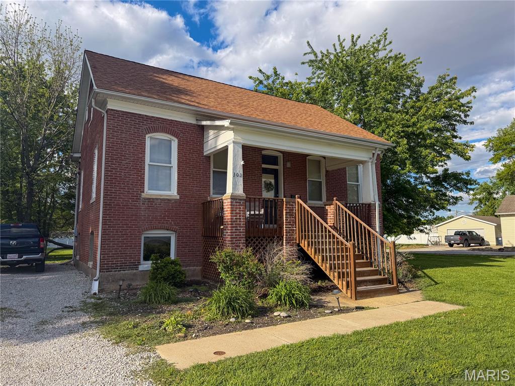 Photo of 303 W 1st South Street Mount Olive IL 62069