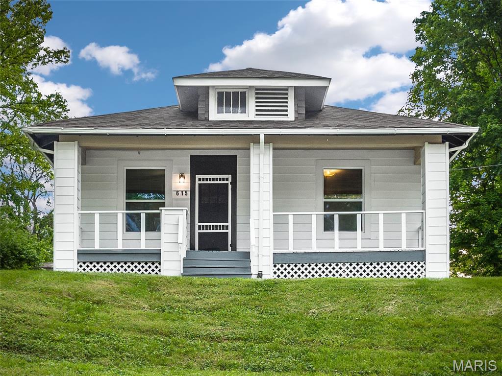 Photo of 615 N Center Street Collinsville IL 62234