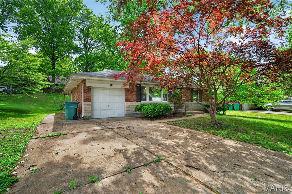 Photo of 14 Forest Home Court St Louis MO 63137