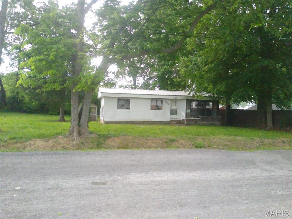 Photo of 606 E College Street Sparta IL 62286
