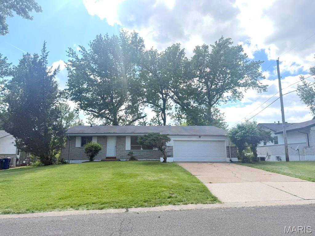 Photo of 11165 Prentice Drive St Louis MO 63136