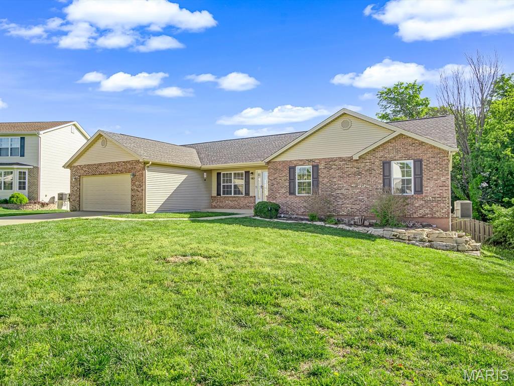 Photo of 831 Victorian Avenue Waterloo IL 62298