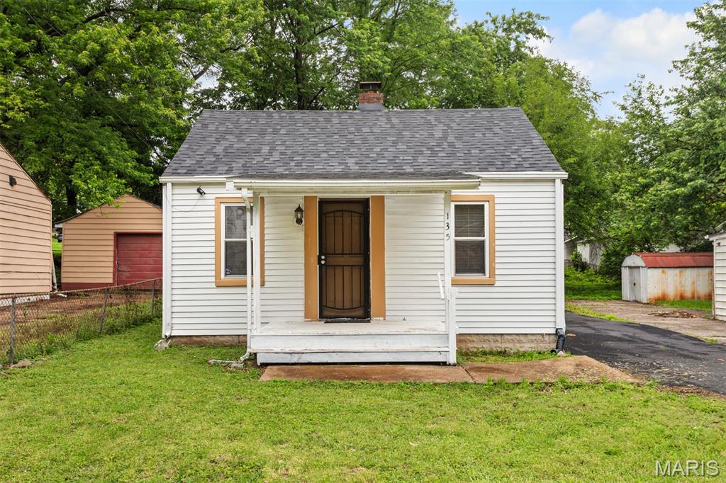 Photo of 135 Grether Avenue Hazelwood MO 63135