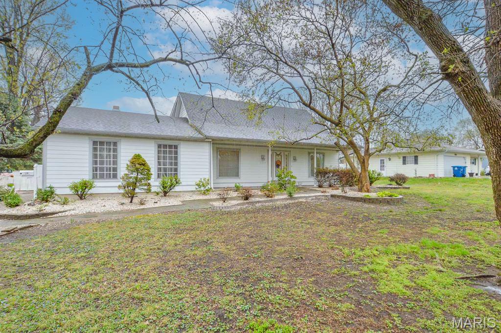 Photo of 3328 Maryville Road Granite City IL 62040