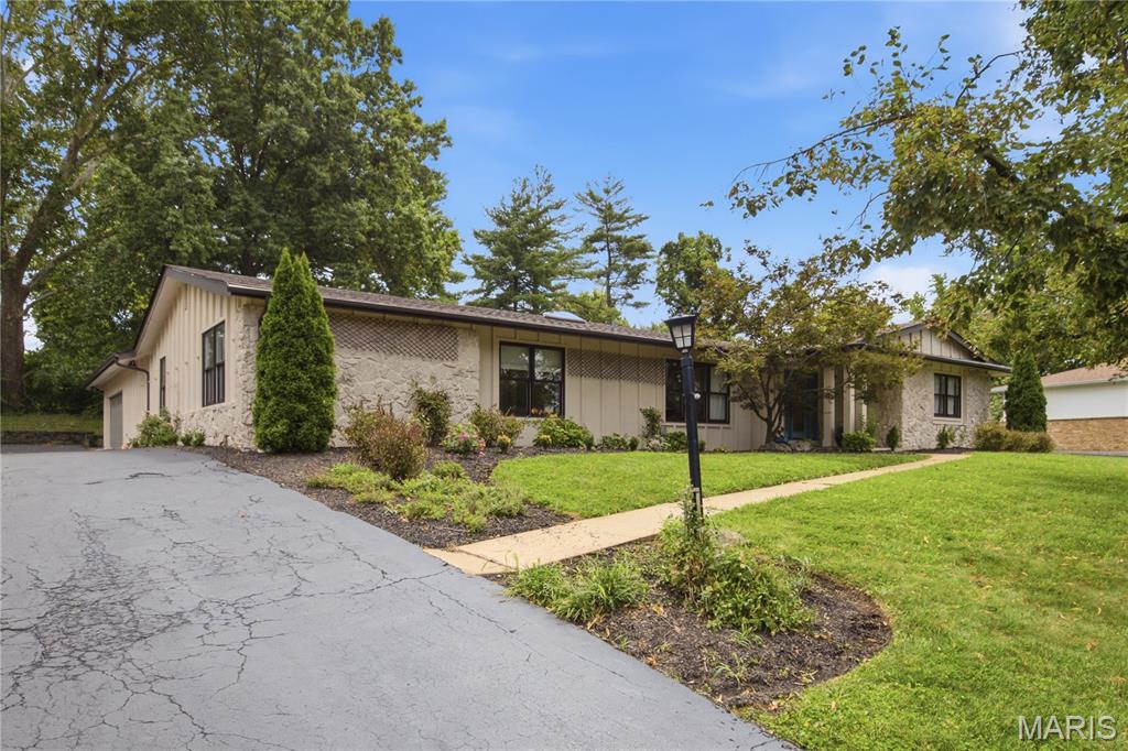 Photo of 436 Marford Drive St Louis MO 63141
