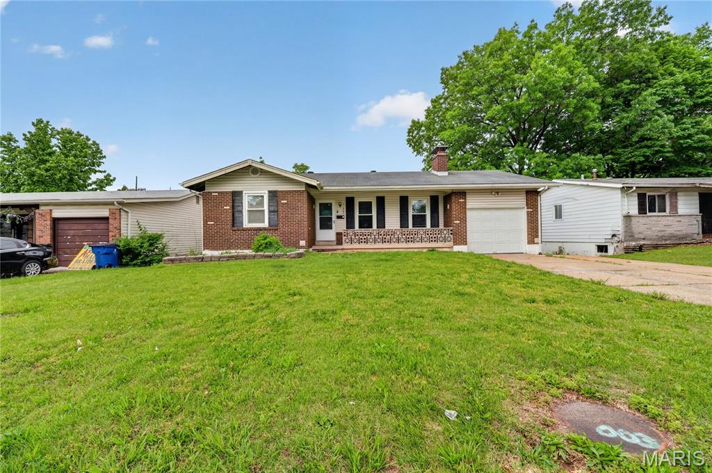 Photo of 11007 Landseer Drive St Louis MO 63136