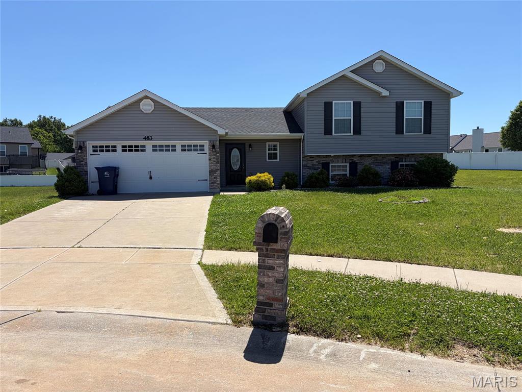 Photo of 483 Honeysuckle Creek Dr. Drive Wentzville MO 63385