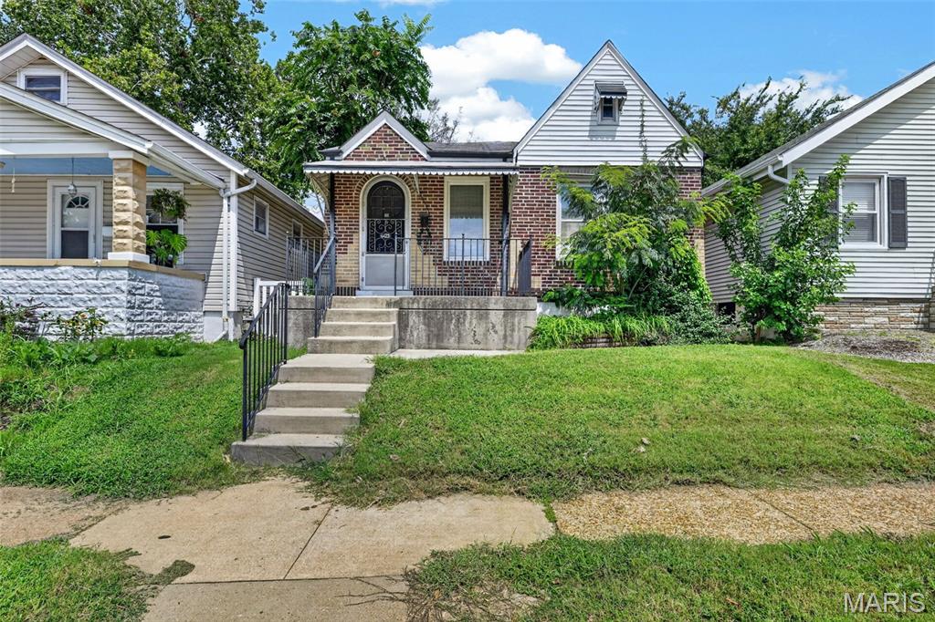 Photo of 6425 Hoffman Avenue St Louis MO 63139