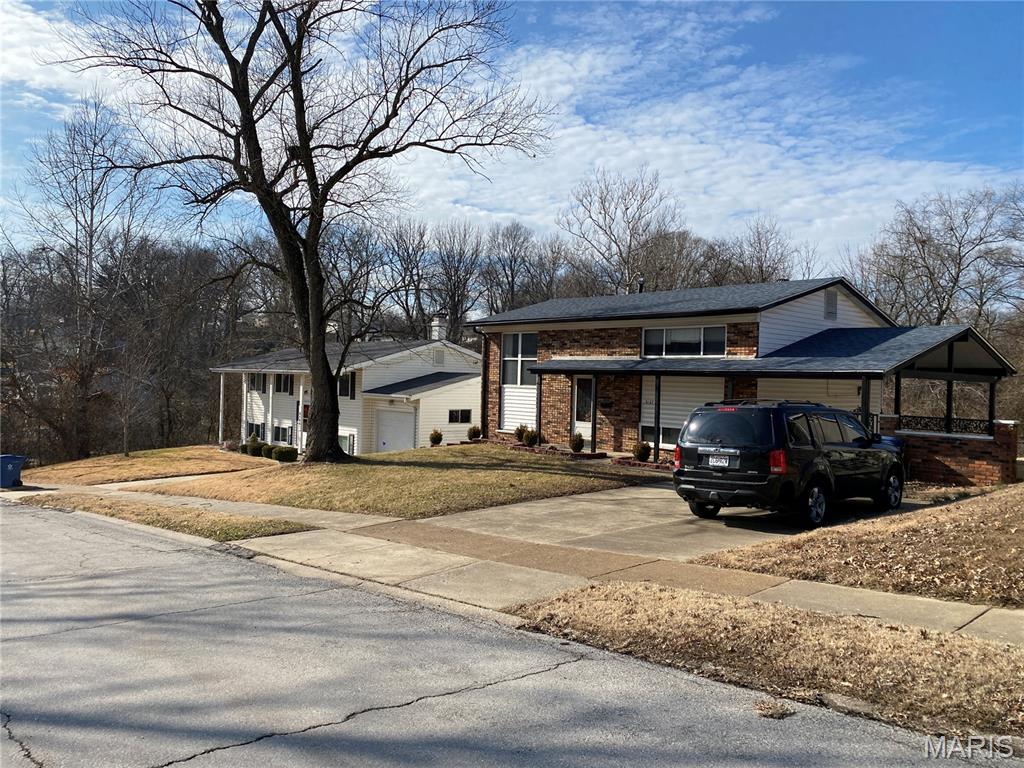 Photo of 5167 Ville Maria Lane Hazelwood MO 63042