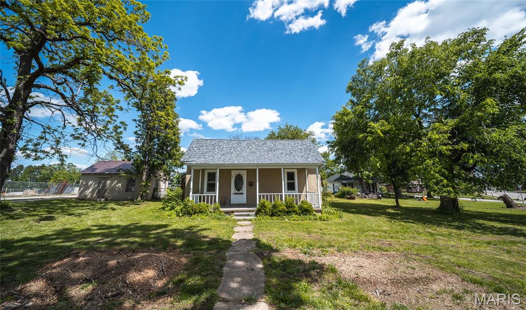 Photo of 687 Salem Avenue Rolla MO 65401