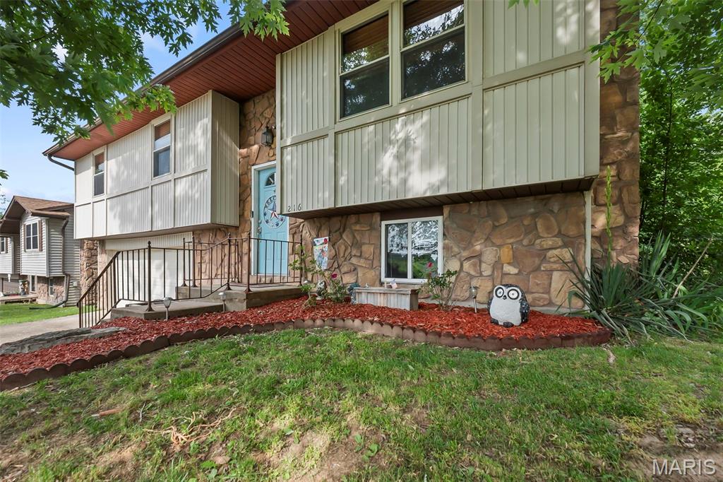 Photo of 216 S Shawnee Boulevard Jackson MO 63755
