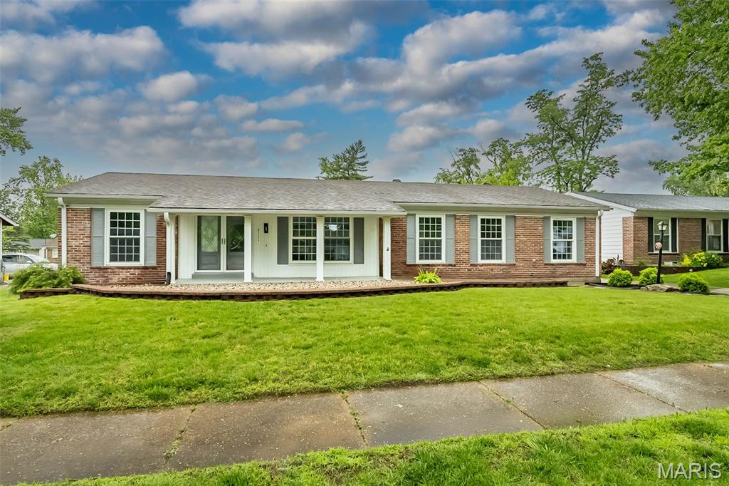 Photo of 2111 Shoreham Drive Florissant MO 63033