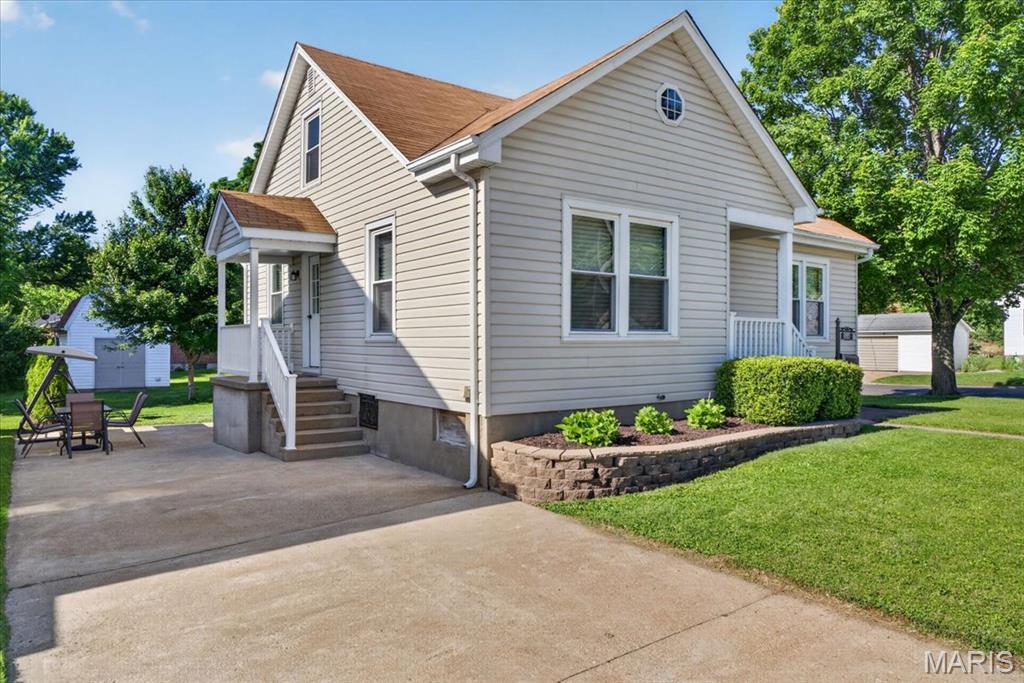 Photo of 308 W W 8th Street Street Washington MO 63090