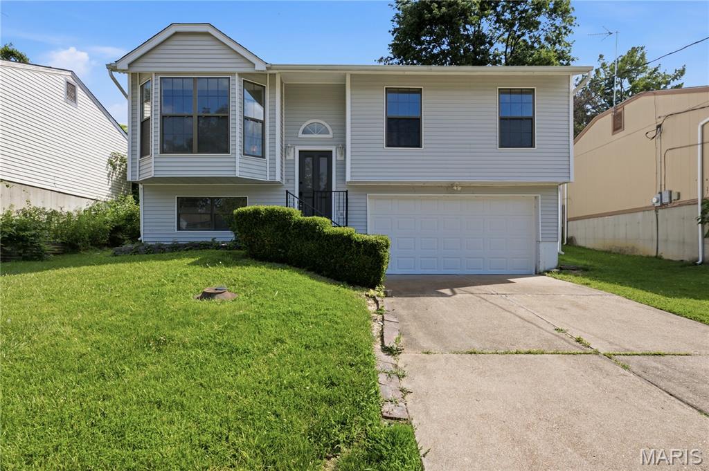Photo of 310 Green Jade Estates Drive Fenton MO 63026