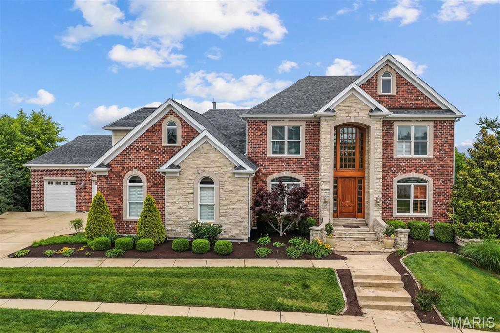 Photo of 279 Greycliff Bluff Drive St Louis MO 63129