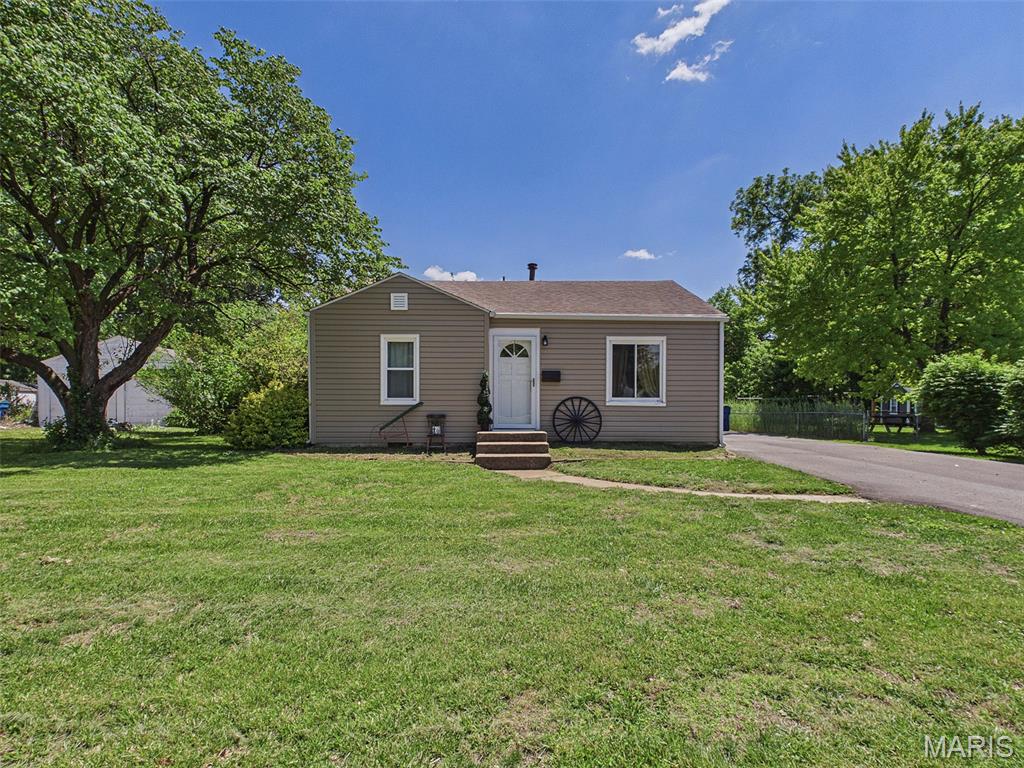 Photo of 104 Greenfield Drive Collinsville IL 62234