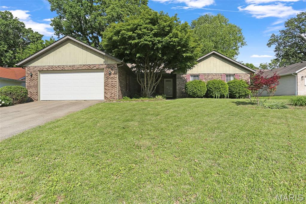 Photo of 1841 Spruce Hill Drive Belleville IL 62221