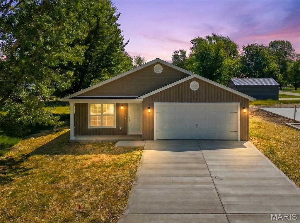 Photo of 256 Walnut Street Hawk Point MO 63349