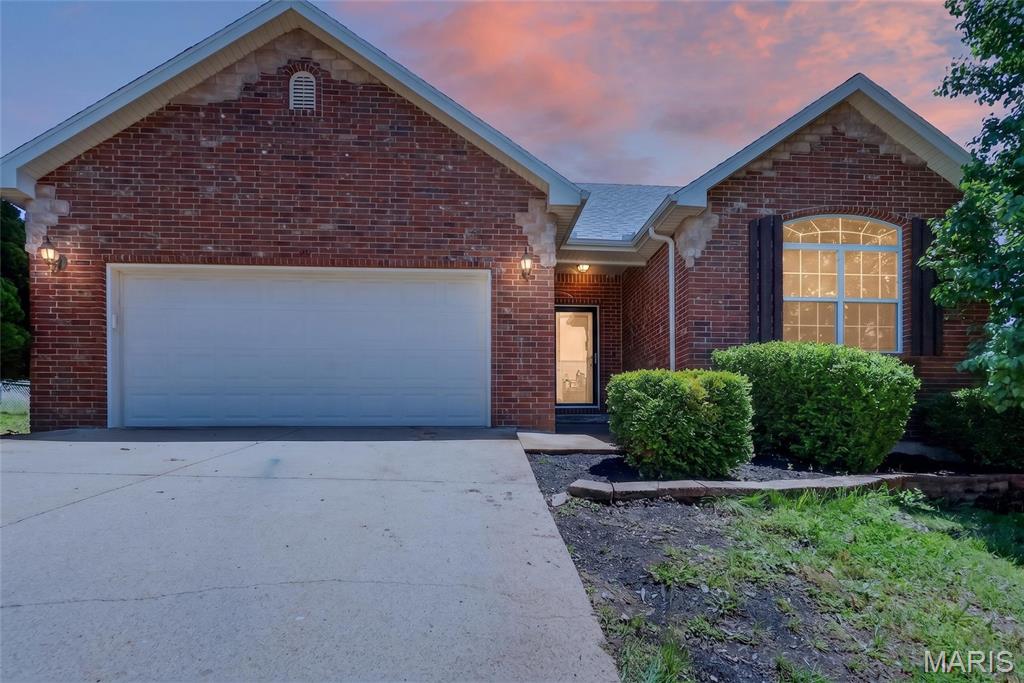 Photo of 115 Birchtree Circle St Robert MO 65584