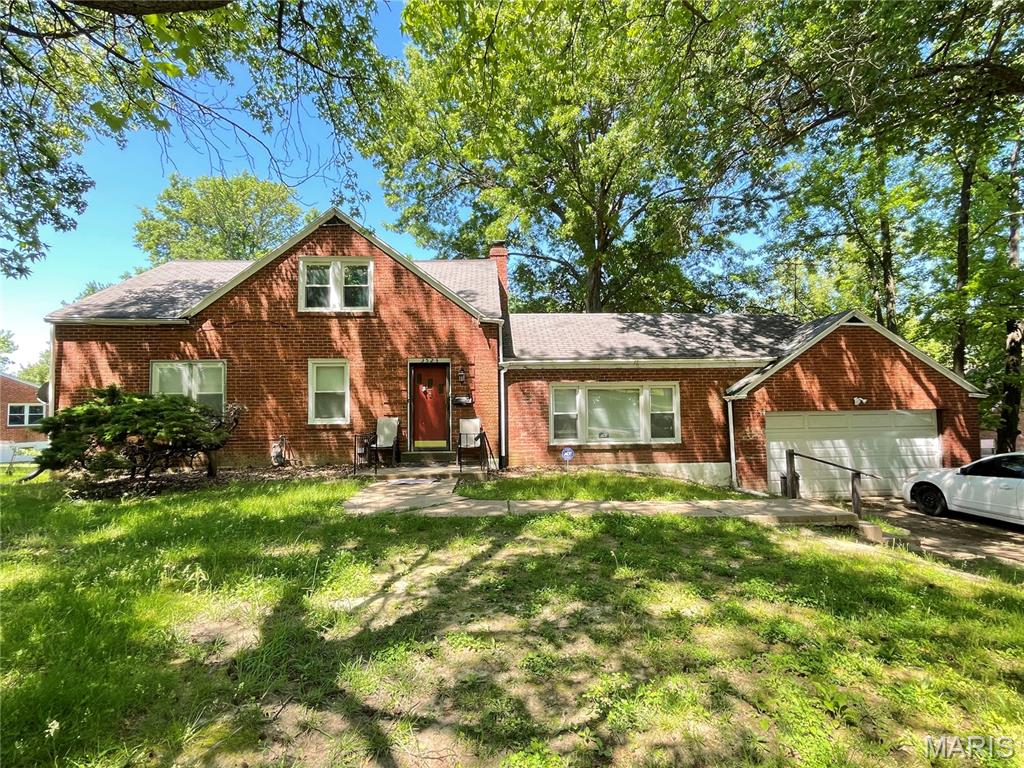 Photo of 3523 Elmhurst Drive St Louis MO 63121