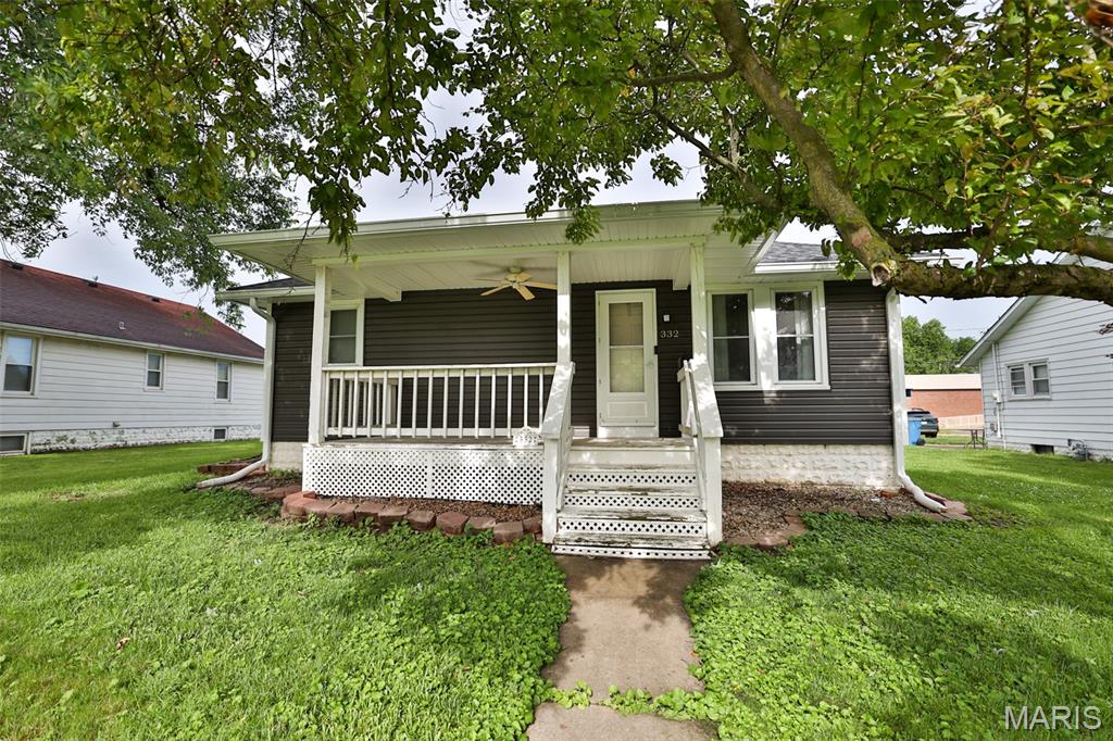 Photo of 332 Park Drive Bethalto IL 62010
