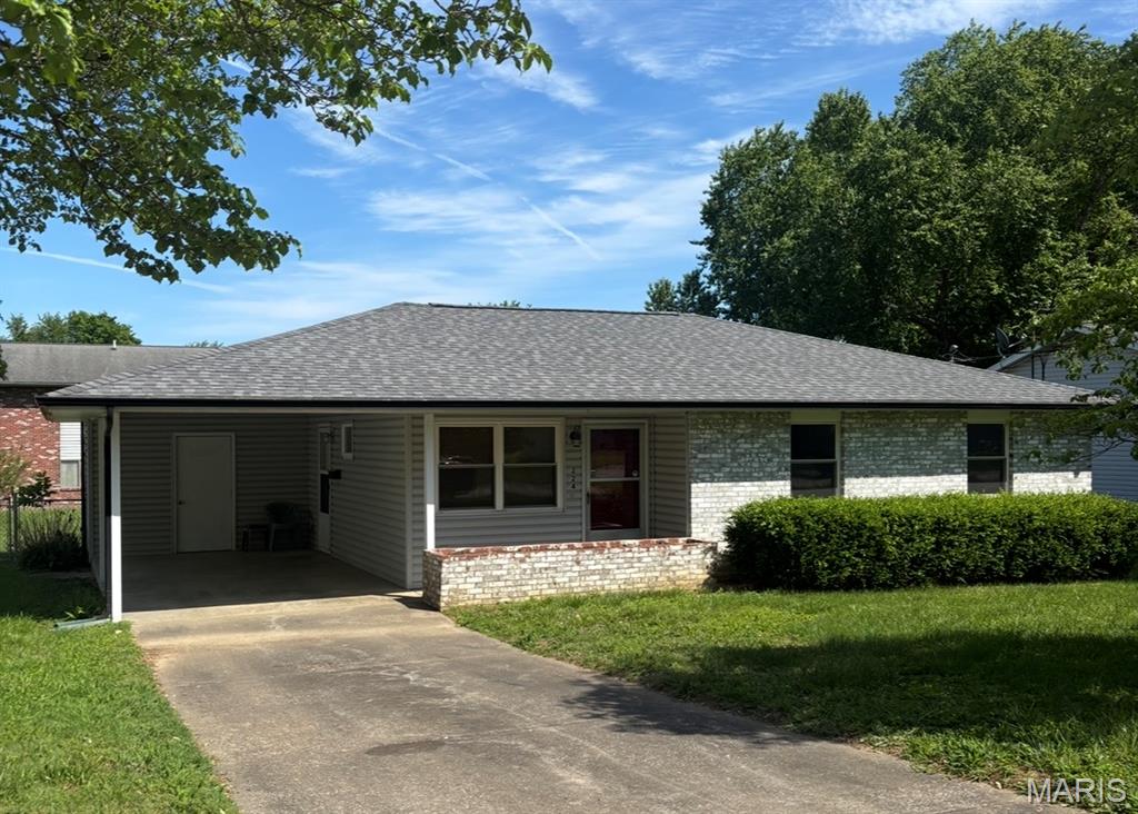 Photo of 224 West Vale Drive Jackson MO 63755