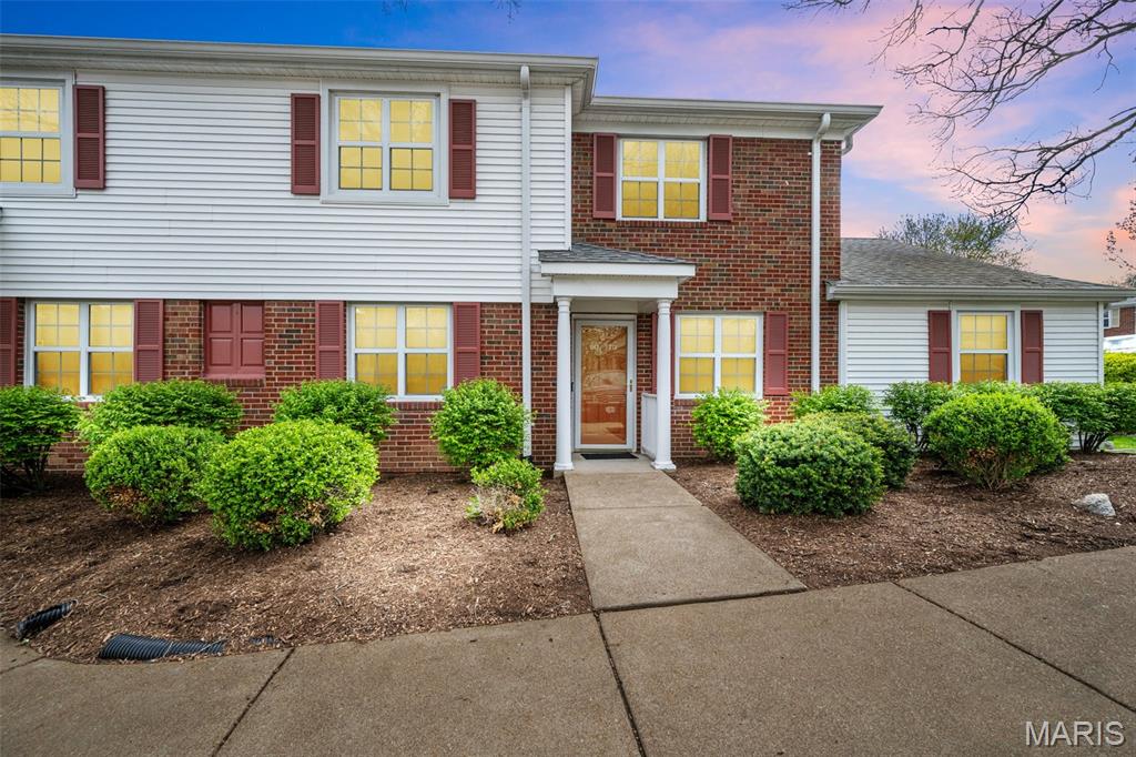 Photo of 9073 W Swan Circle St Louis MO 63144