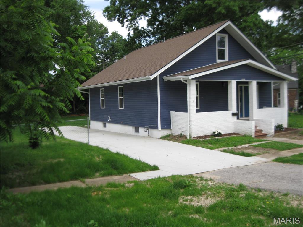 Photo of 3613 Eminence Boulevard St John MO 63114