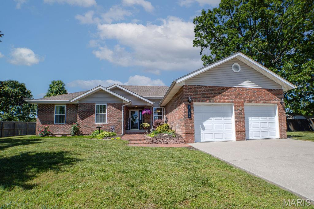 Photo of 1017 Daytona Drive Lebanon MO 65536