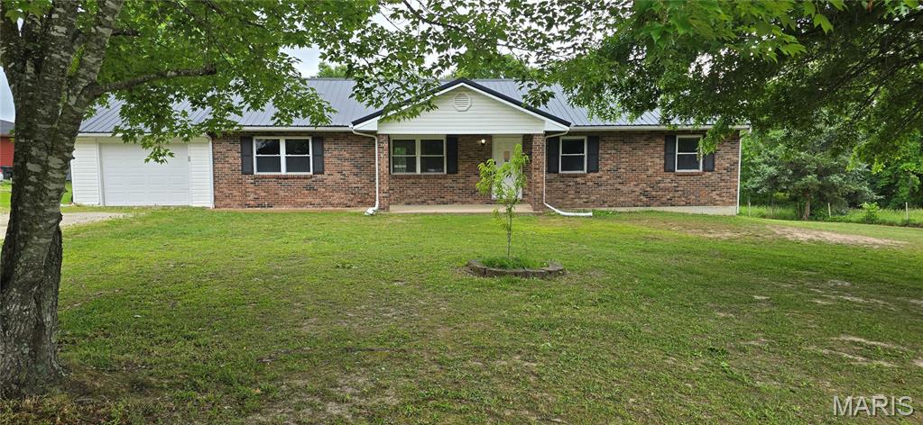Photo of 26184 Silver Lane Waynesville MO 65583