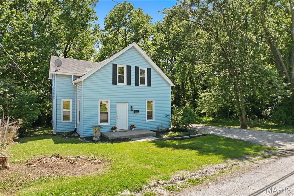 Photo of 3027 Mayfield Avenue Alton IL 62002
