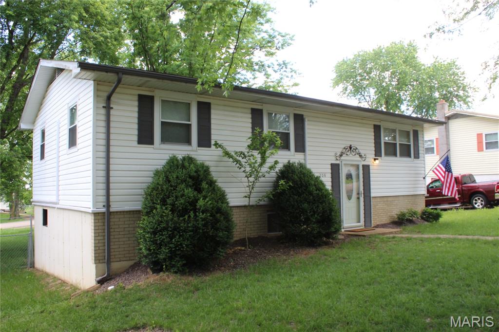 Photo of 208 Spring Drive Bonne Terre MO 63628