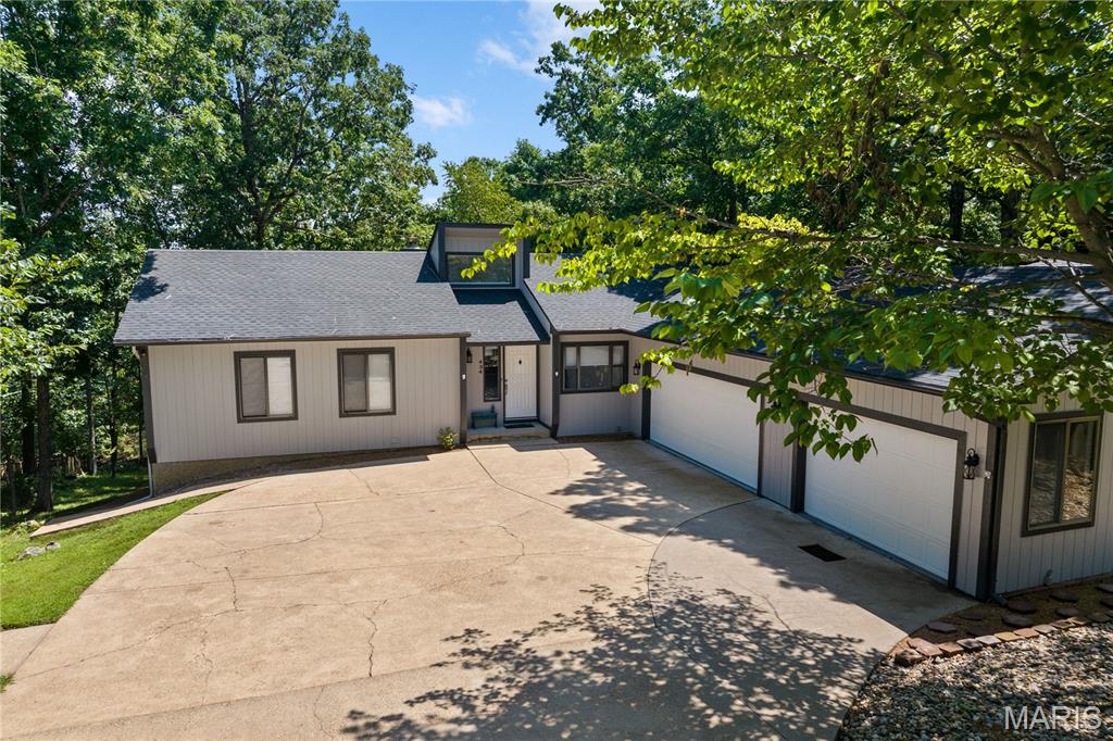 Photo of 434 Cherokee Road Four Seasons MO 65049