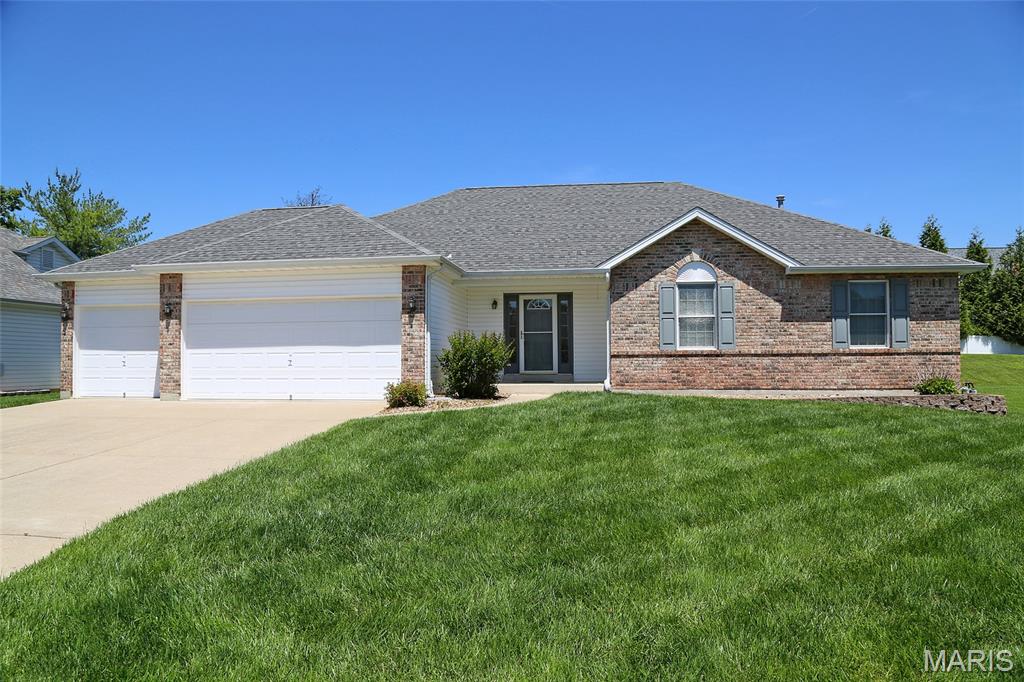 Photo of 204 Jacobs Way St Peters MO 63376
