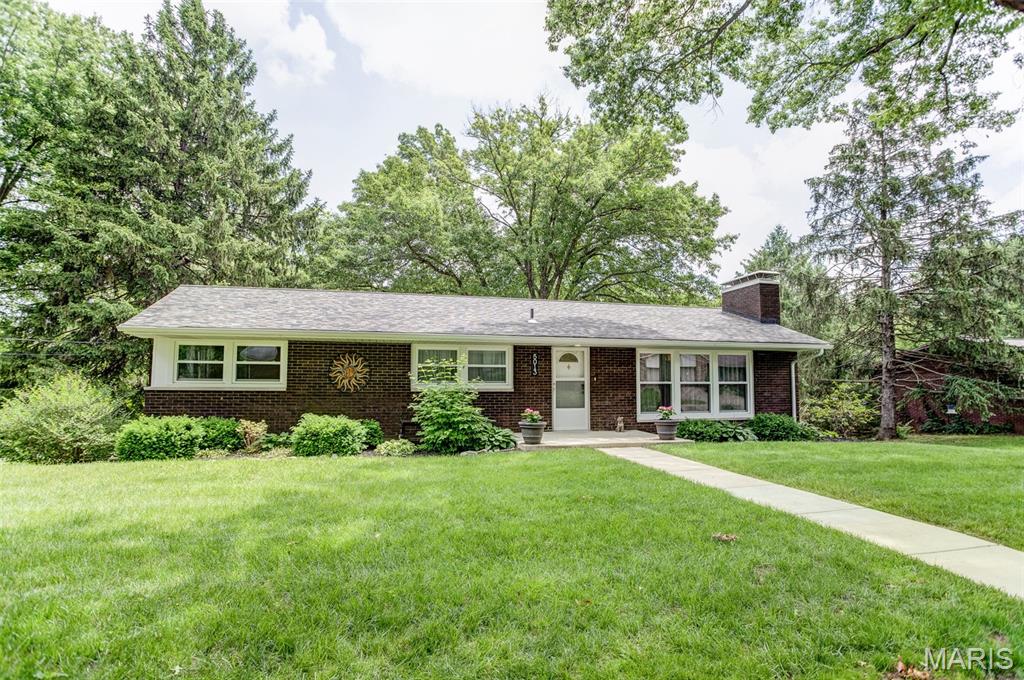 Photo of 5013 Crystal Lake Dr. Drive Godfrey IL 62035