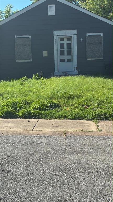 Photo of 889 Gustav Avenue St Louis MO 63147