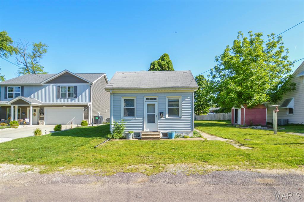 Photo of 1319 Eisenhower Road Mascoutah IL 62258
