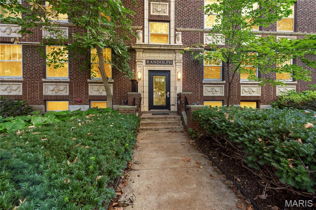 Photo of 5510 Waterman Boulevard #202 St Louis MO 63112