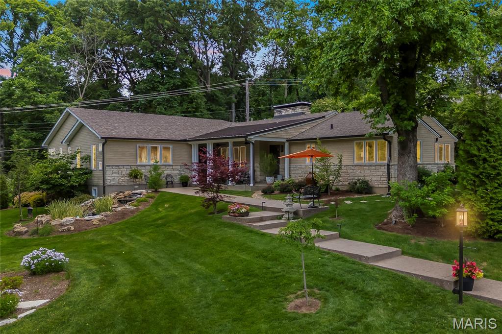 Photo of 41 Beaver Drive Creve Coeur MO 63141