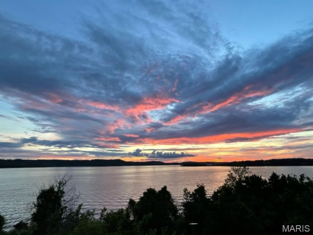 Photo of 700 Emerald Pointe Drive #304 Hollister MO 65672