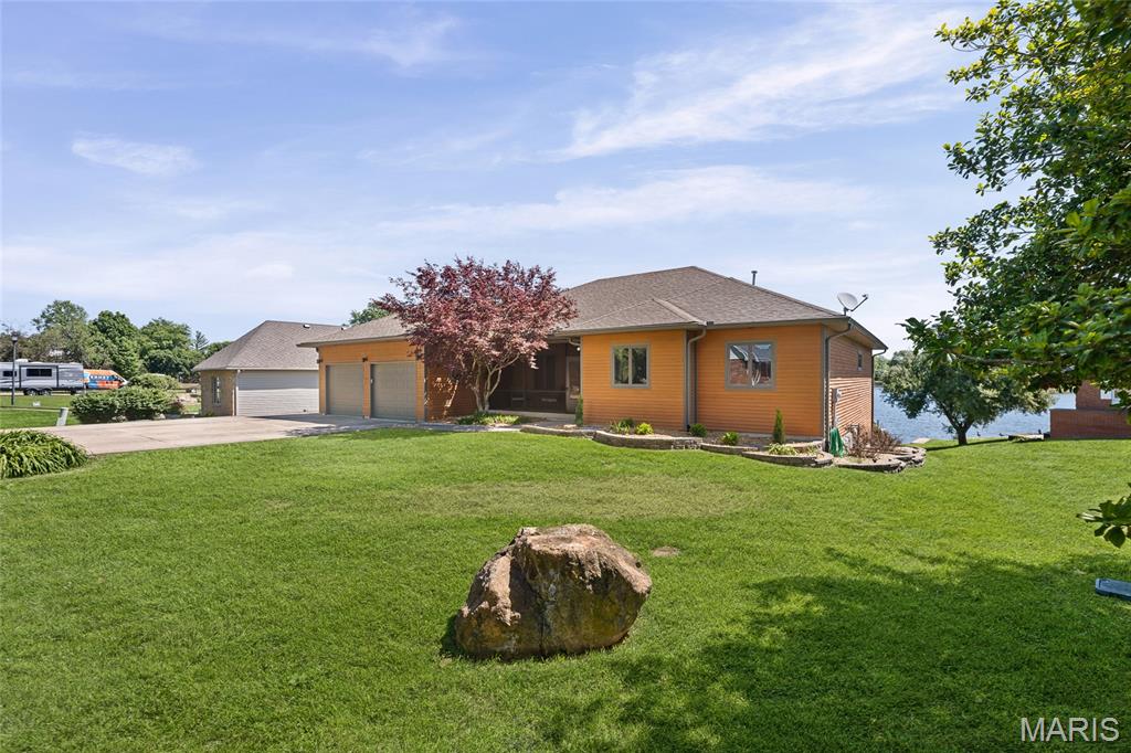 Photo of 672 Monaco Drive Edwardsville IL 62025