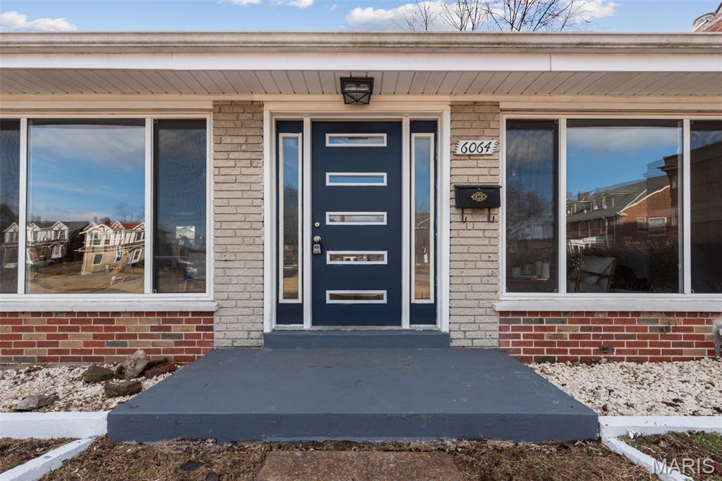 Photo of 6064 W Cabanne Place St Louis MO 63112