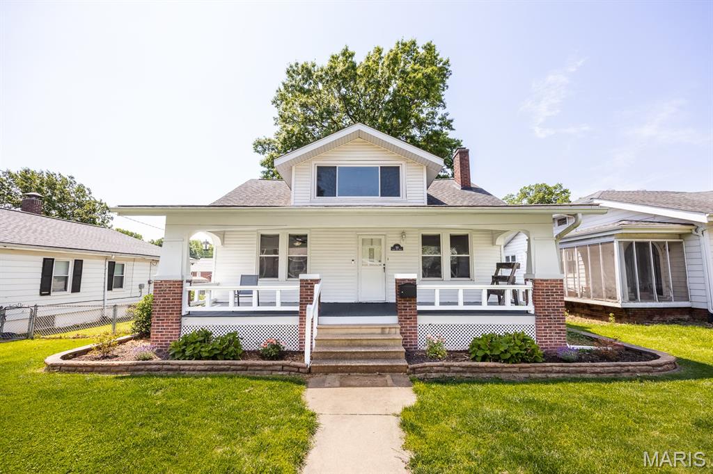 Photo of 110 N 32nd Street Belleville IL 62226