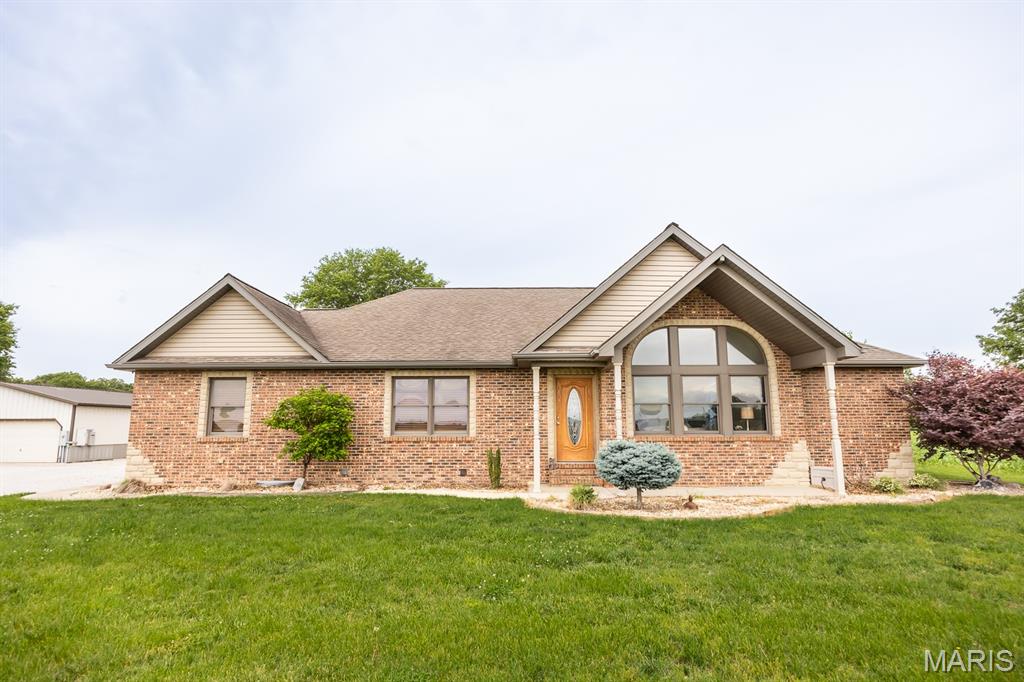 Photo of 7045 Brickyard Road Mascoutah IL 62258