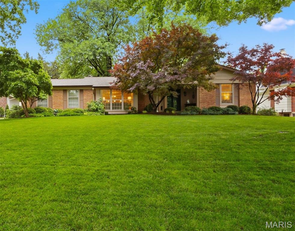 Photo of 12632 Villa Hill Lane Creve Coeur MO 63141