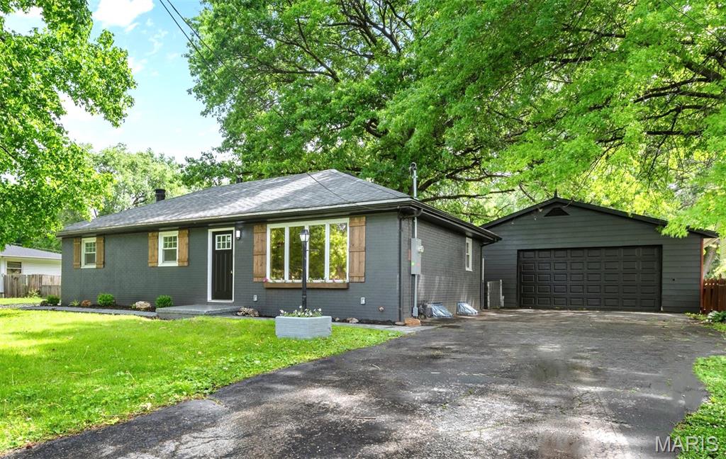 Photo of 4104 BRADEN Avenue Granite City IL 62040