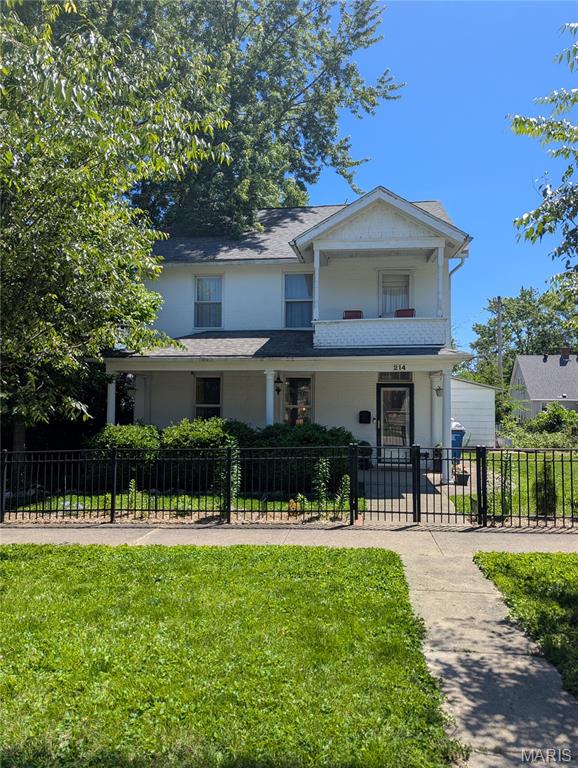 Photo of 214 E Main Greenville IL 62246