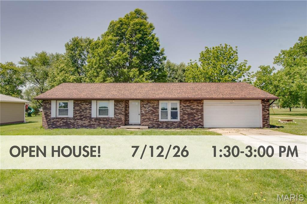 Photo of 507 Walnut Street Hillsboro IL 62049