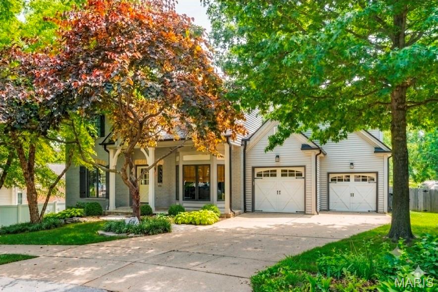 Photo of 442 Woodlawn Grove Lane Kirkwood MO 63122