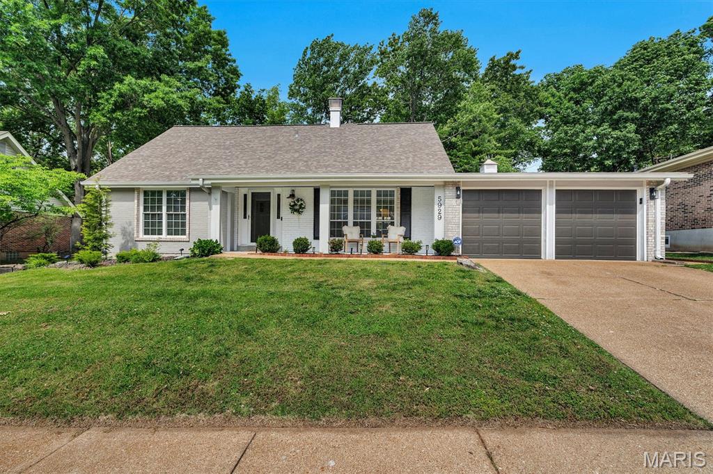 Photo of 5929 Shortleaf Court St Louis MO 63128